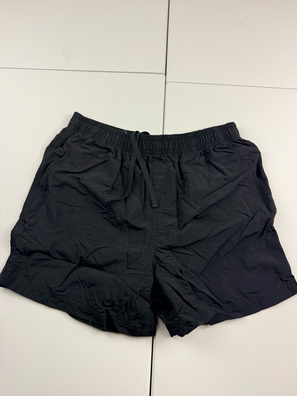 Columbia Men's Black Elastic Waist Casual Shorts